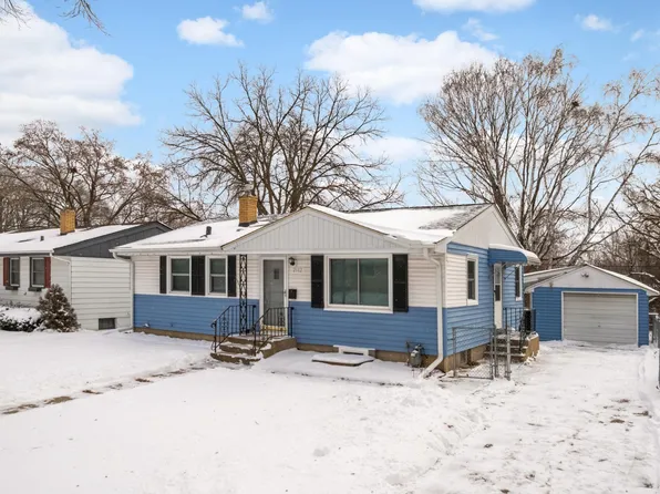 2112 Hawthorne Ave E, Saint Paul, MN 55119