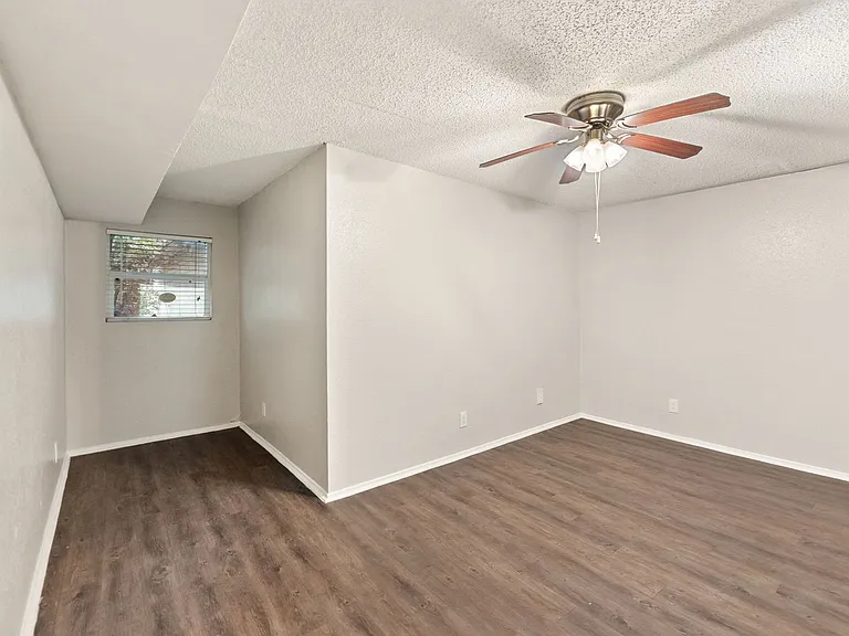 Villas at Mueller — Photo 56