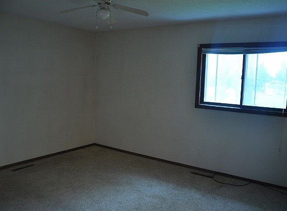 4th image of 611 Southview Dr