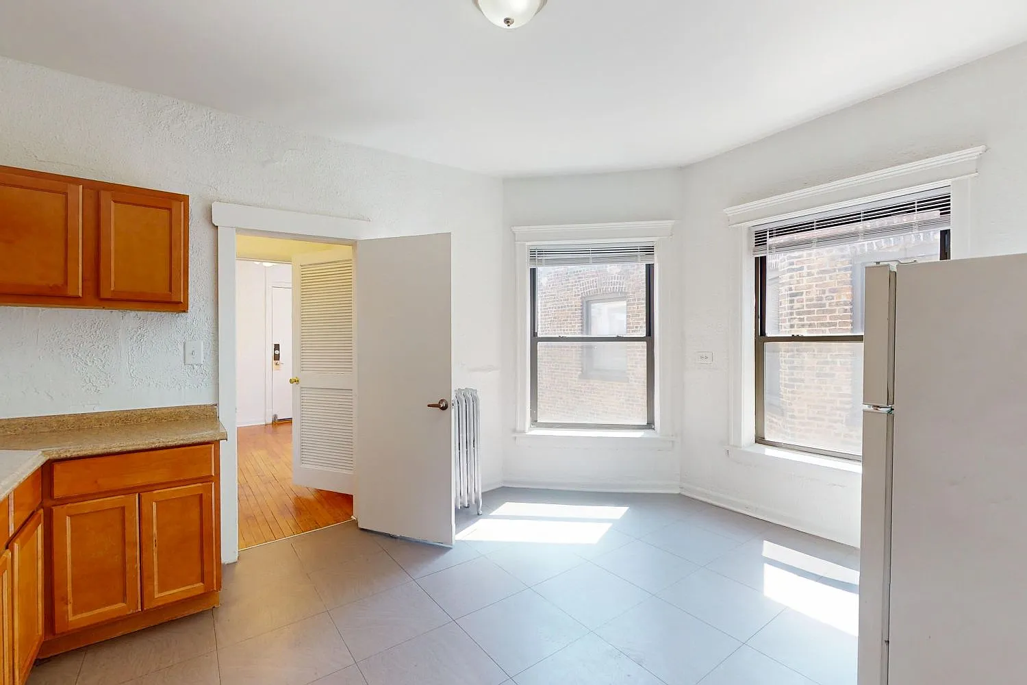 1515 E. 54th Street — Photo 4