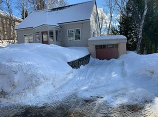 36 Pleasant St, Millinocket, ME 04462