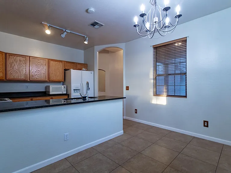 8802 E University Dr — Photo 5