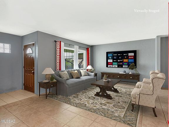 2nd image of 902 S Catalina Ave