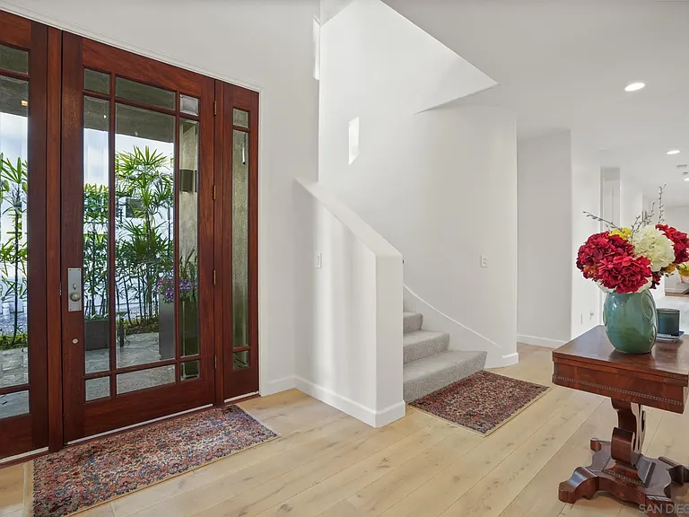 13601 Nogales Dr — Photo 2