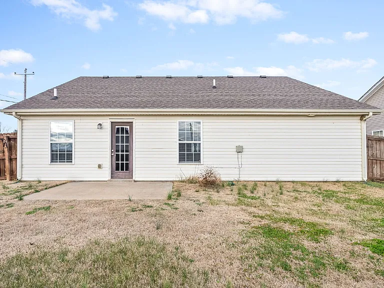 935 Hugh Hunter Rd — Photo 26
