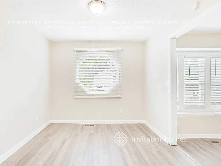 164 Kathryn Dr — Photo 8