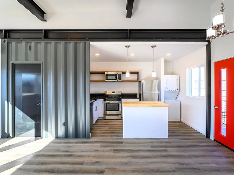 451 Holcomb Ave — Photo 6