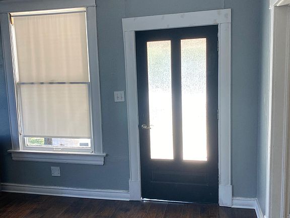 2nd image of 1016 W Arlington Ave #1016