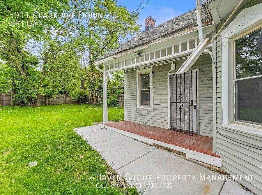 5011 Clark Ave #1