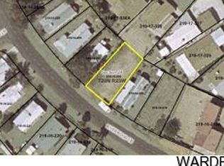 211 Riverwood Ln, Bullhead City, AZ 86442