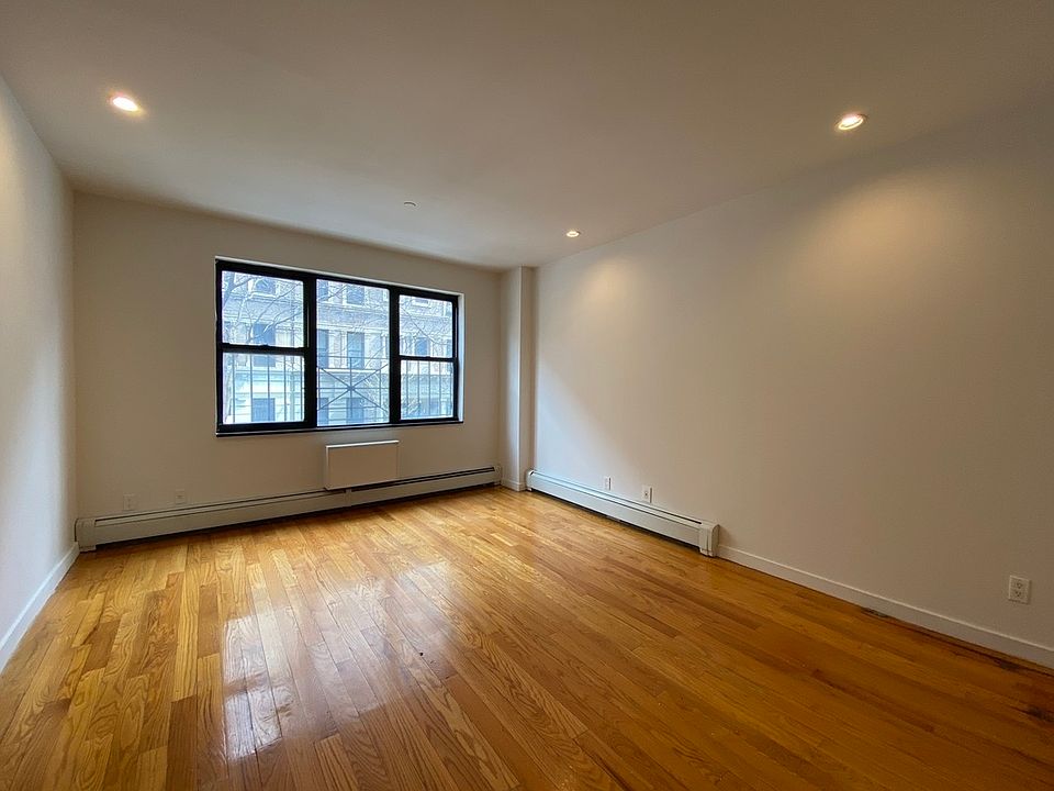 1st image of 150 W 111th St #2A