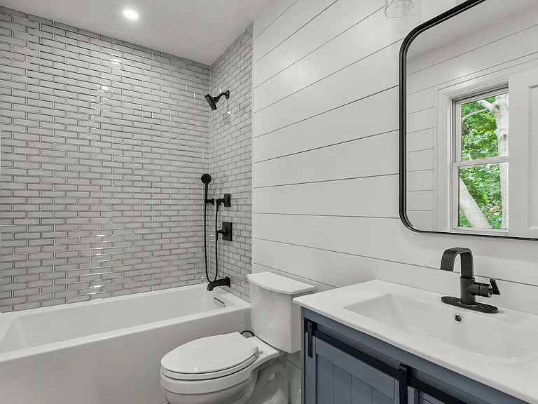 8 Cross St #2 — Photo 18
