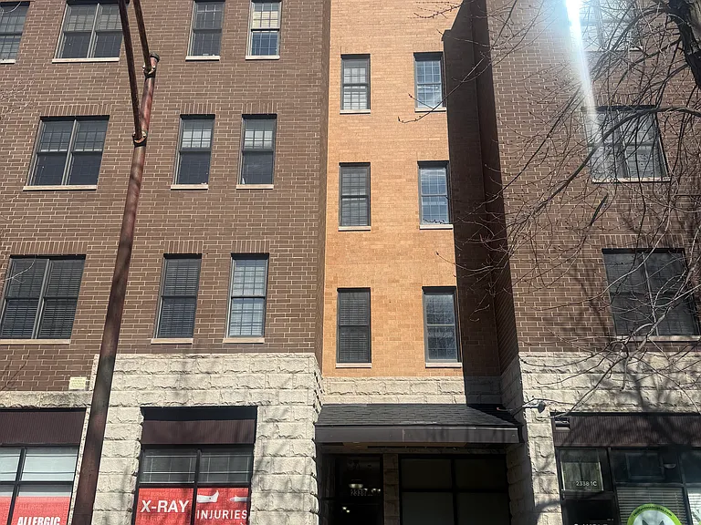 2338 W Morse Ave #4A — Photo 1