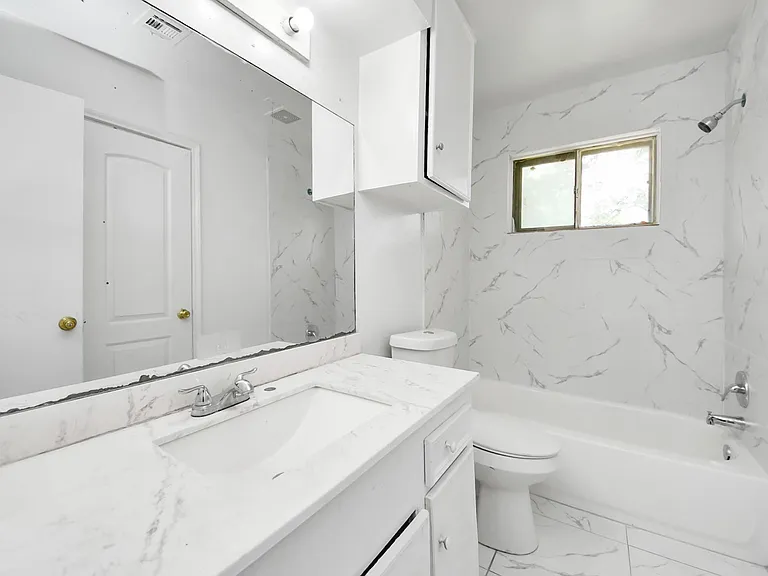 9131 Rentur Dr — Photo 24