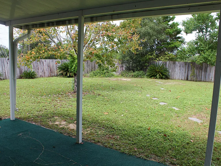 3665 Burton Cir — Photo 13