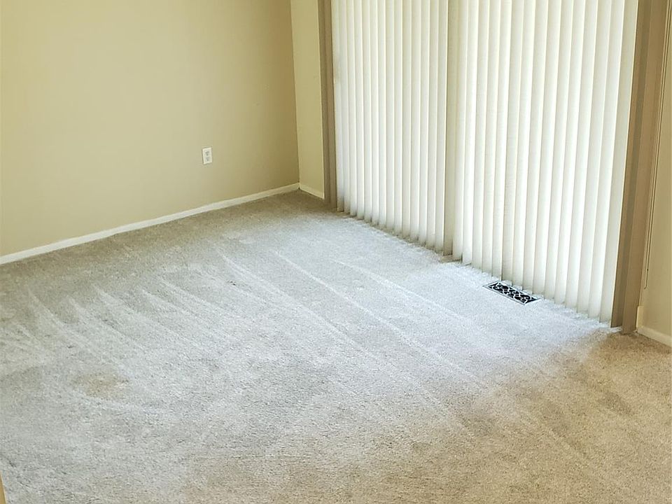 5872 Vassar, photo 12