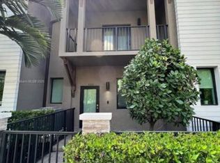 8332 NW 51st Ter, Doral, FL 33166