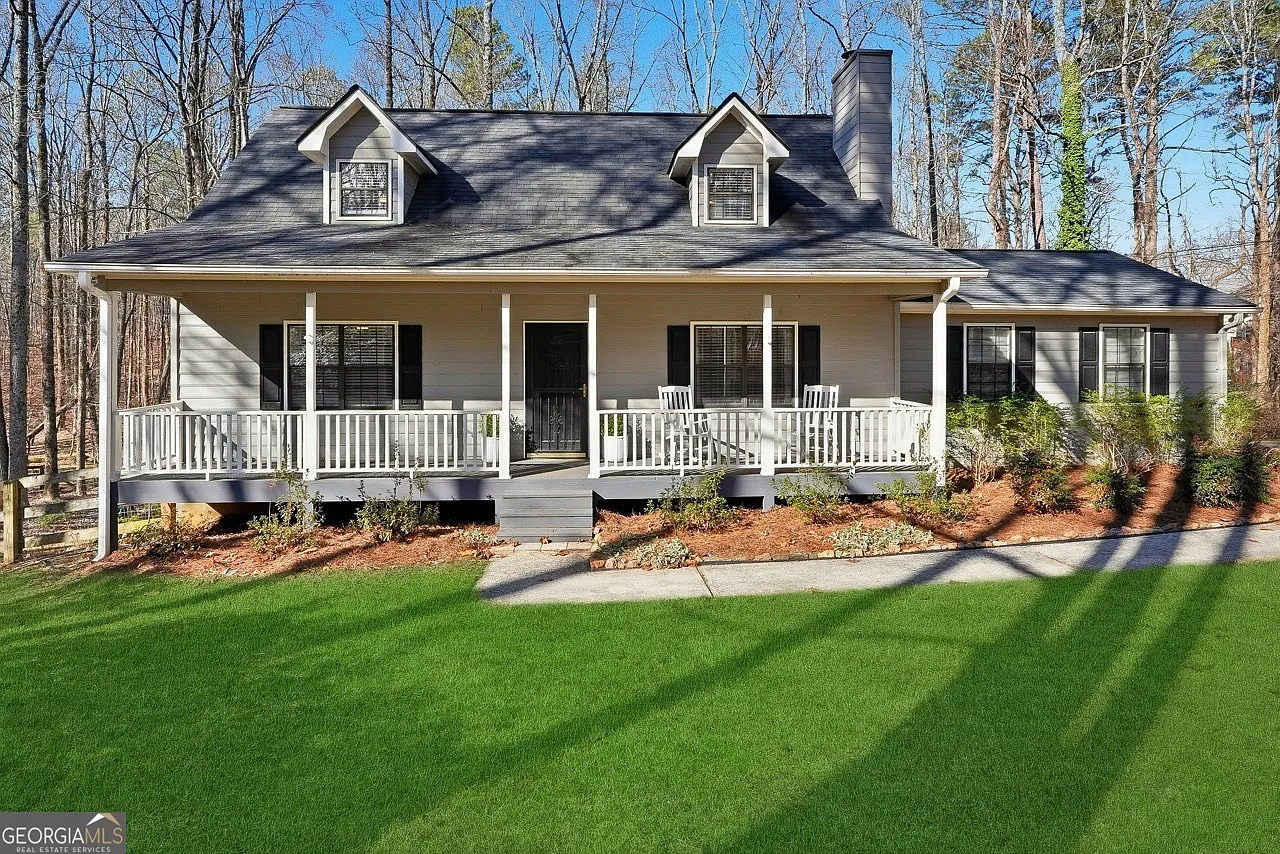 126 Midway Rd NW photo 1