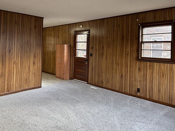 3rd image of 103 W Wilson St