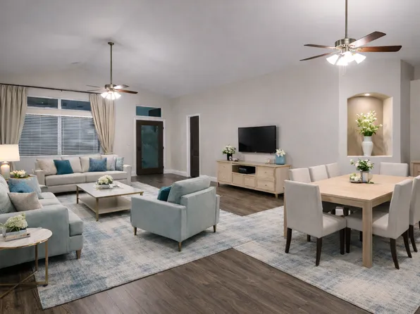 10304 Crandon Park Dr, Bakersfield, CA 93312