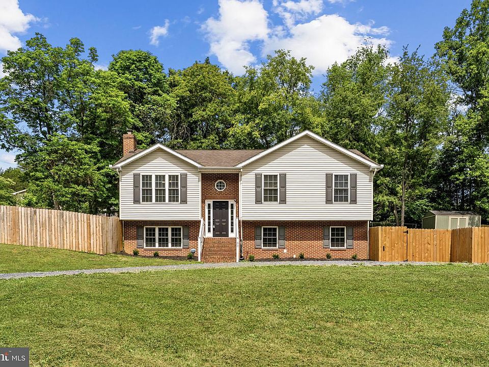 1st image of 93 Chestnut Hill Dr