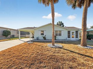 1222 Palmetto Dr, Lady Lake, FL 32159