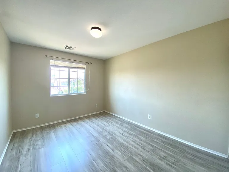 6486 W Eldorado Ln — Photo 22