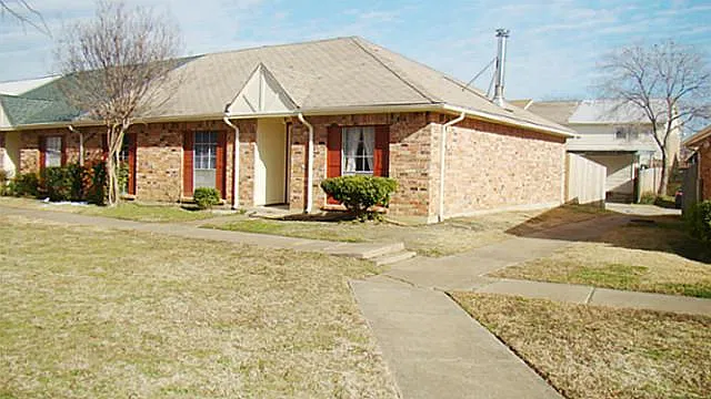 21 W Townhouse Ln #33