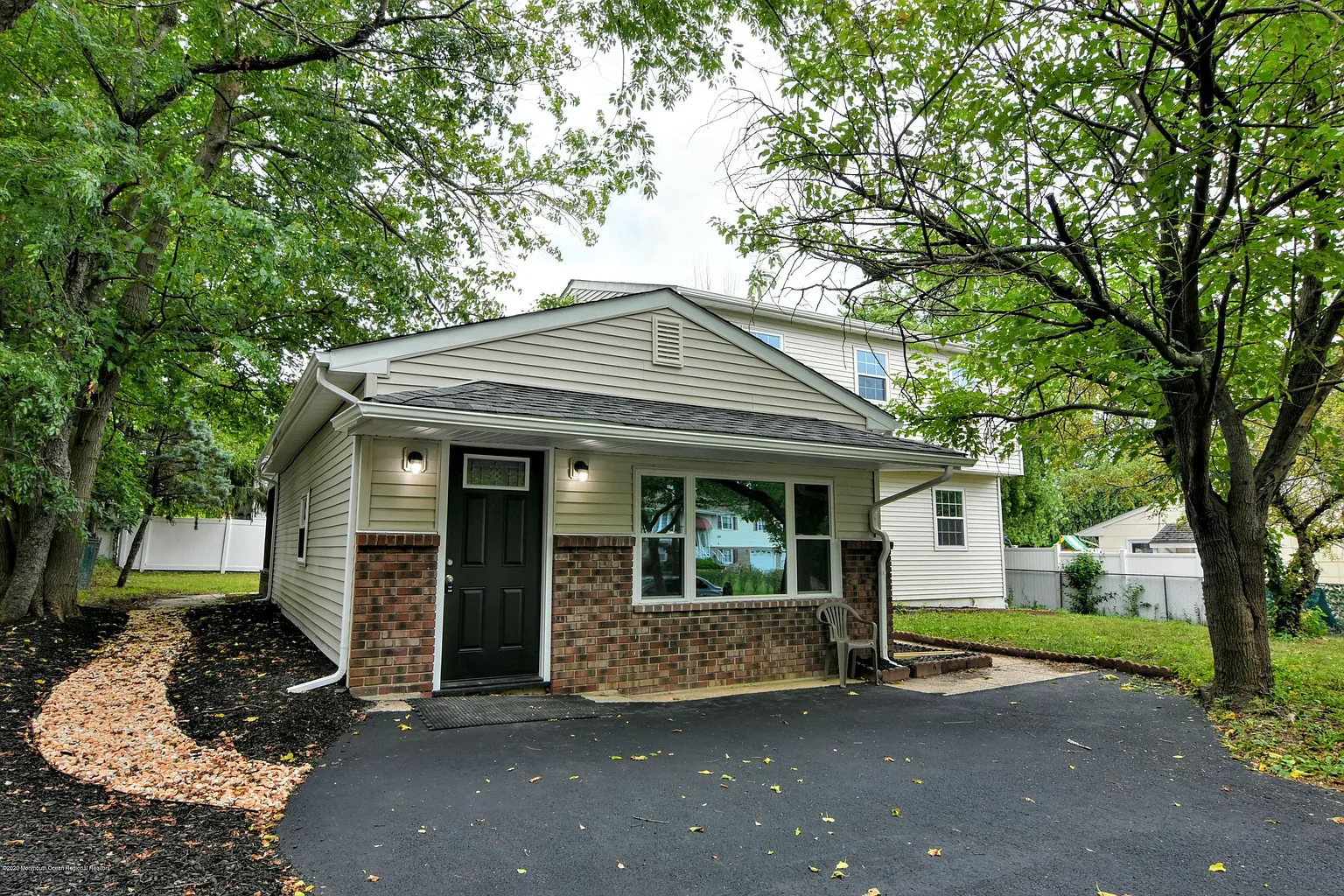 24 Forest Valley Dr photo 1