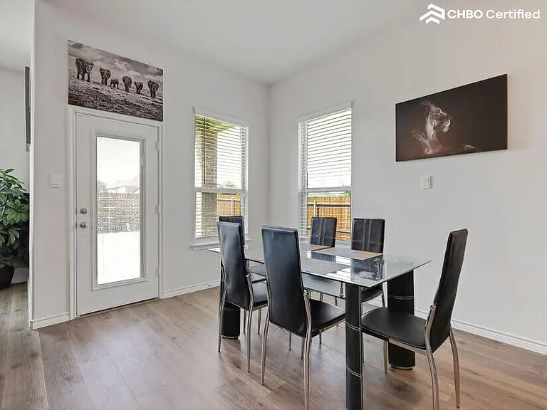 1505 Estivella Dr — Photo 16