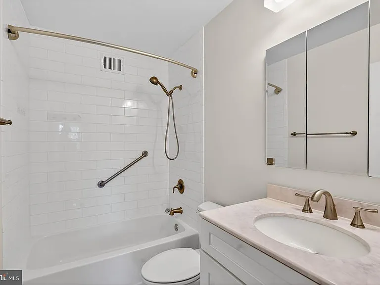 7481 Jayhawk St — Photo 14