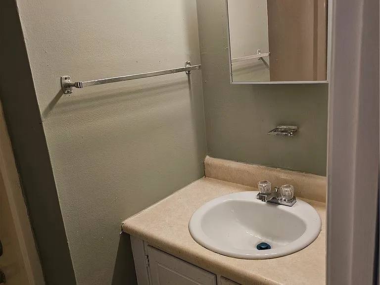 5804 Aftonshire Dr — Photo 11