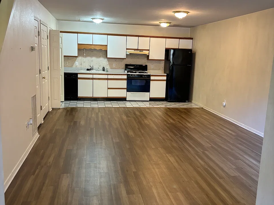 115 Dove Ln #2
