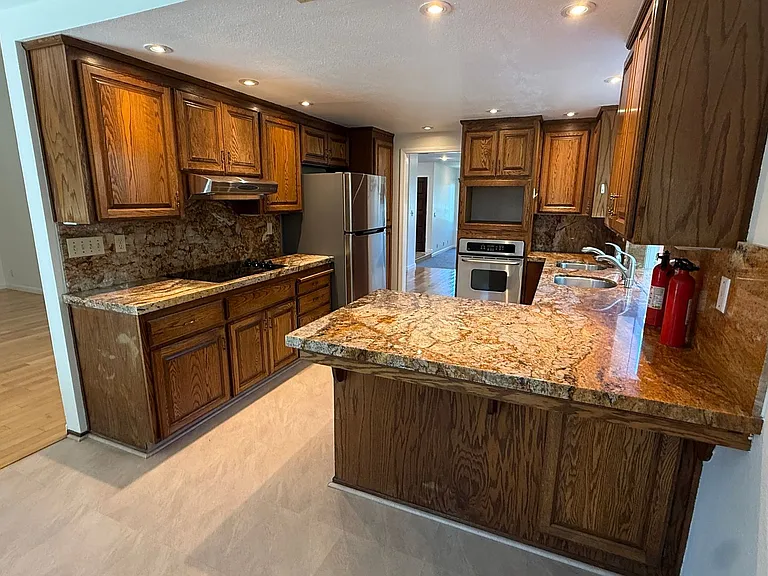 6252 Ridgemont Dr — Photo 27