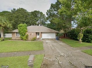 15710 Crying Wind Dr, Tampa, FL 33624
