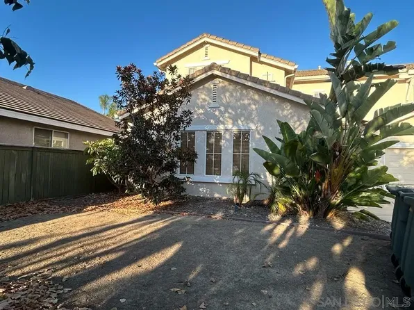 1863 Almagro Ln, Escondido, CA 92026