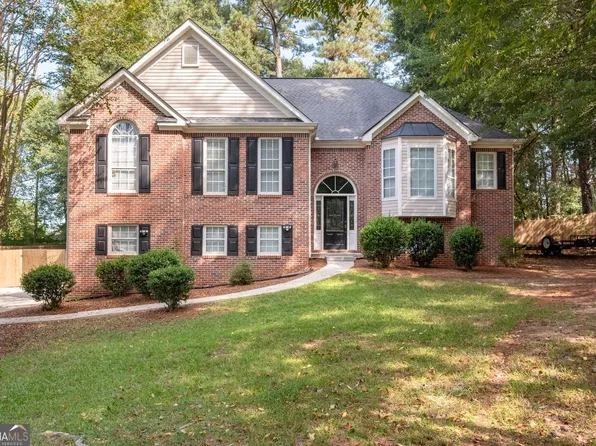 218 Oakwood Ct, McDonough, GA 30252
