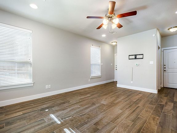 4th image of 374 Madison Oaks Ave #12B