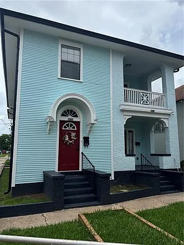 4702 Pontchartrain Blvd