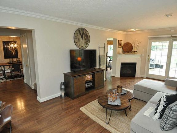 4th image of 3824 Aqueduct Ct