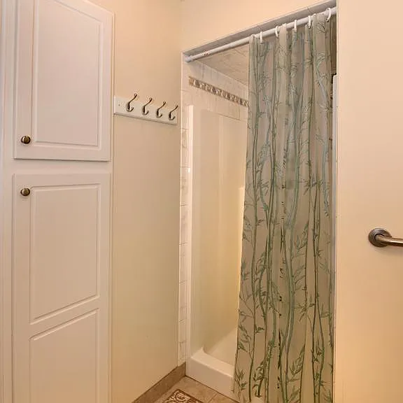 2301 Grand Central Ave — Photo 16