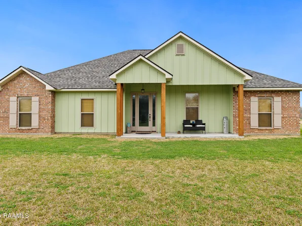 223 Rebel Xing, Opelousas, LA 70570