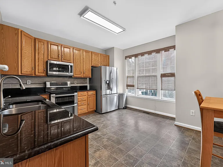 11715 Gunners Dr — Photo 16