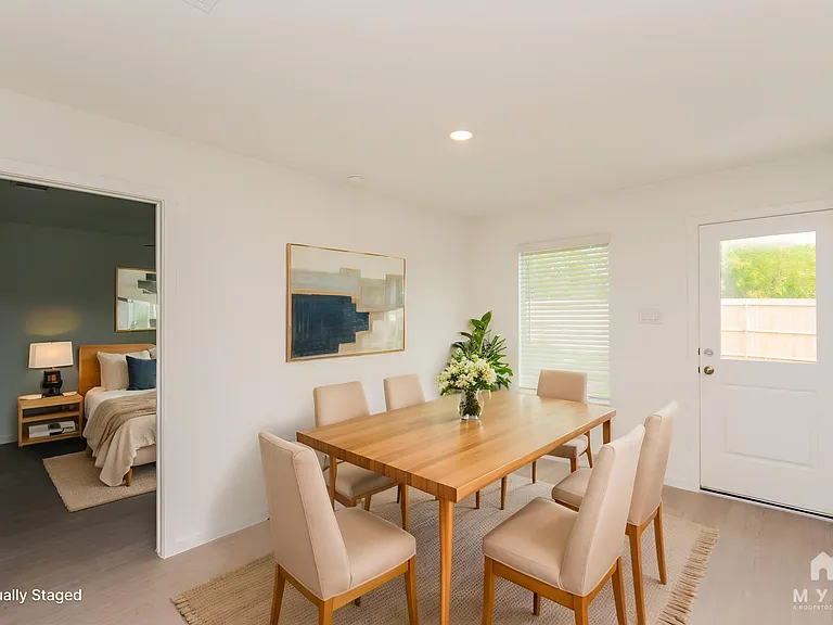 10112 Dalgreen Cir — Photo 5