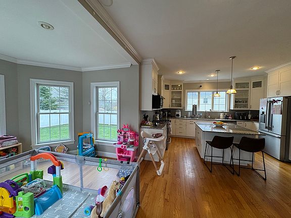 5th image of 43 Canterbury Rd