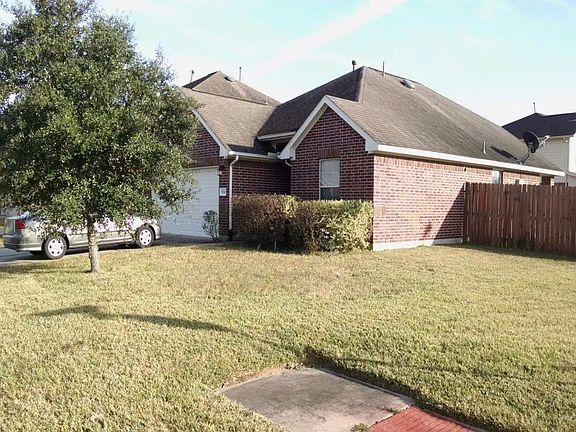 3rd image of 10326 Whisper Bluff Dr