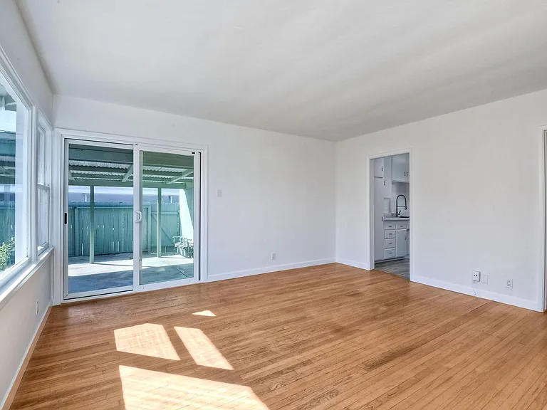 1611 S Myers St — Photo 18