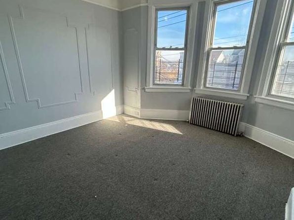 71 Morningside Ave #2S