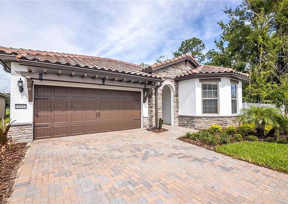 1st image of 11642 Meadow Grove Cir