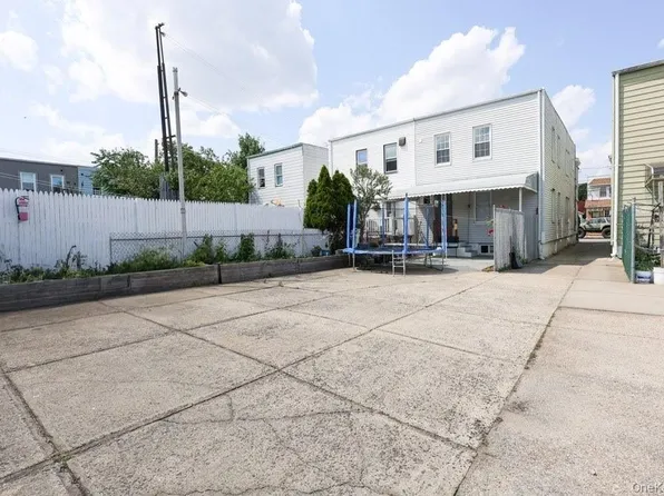 10416 Rosita Road, Ozone Park, NY 11417